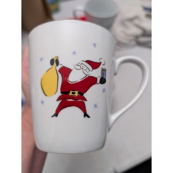 Set Of 4 Vintage Merry Brite Porcelain MERRY CHRISTMAS Mugs: Whimsical - Picture 5 of 8